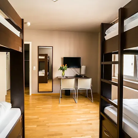 Munique Frankfurt Otel