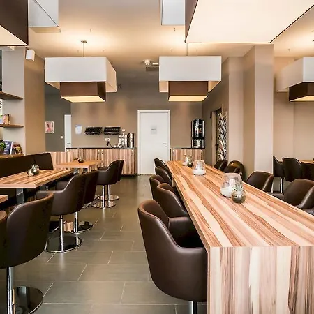 Munique Frankfurt Отель