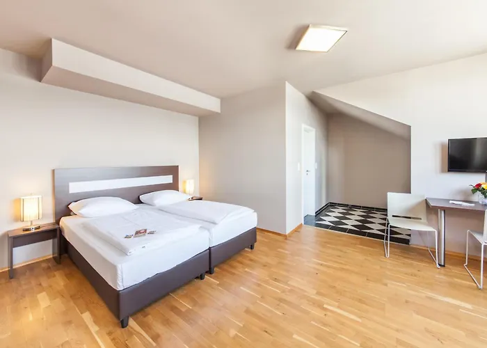 Hotel Munique Frankfurt 3*