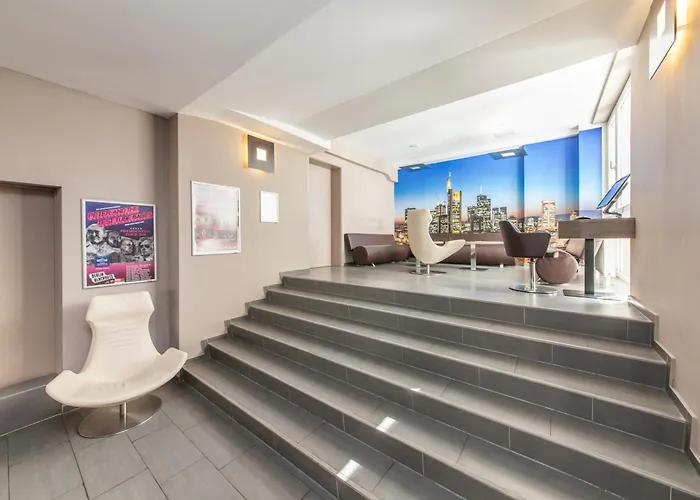 Hotel Munique Frankfurt 3*