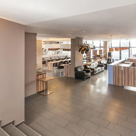 Hotel Munique Frankfurt 3*