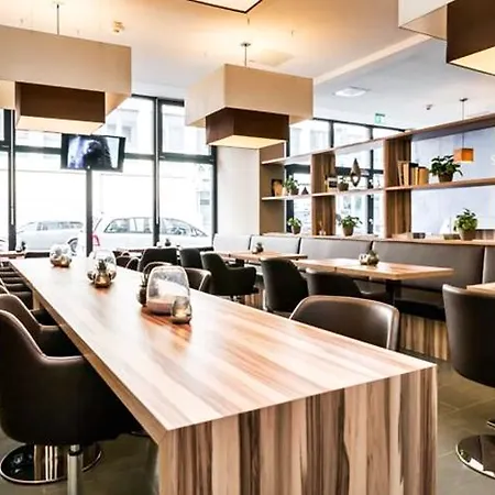 Hotel Munique Frankfurt 3*